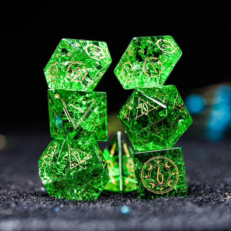 Board Game Logo - زجاج أخضر D & D مجموعة