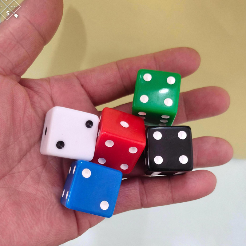 D6 مكعبات النرد المربعة 25 ملل - مراجعة Jigsaw Puzzle Adult وسعره