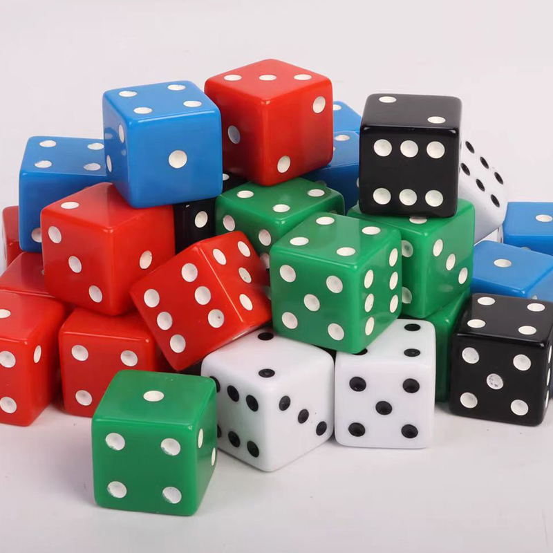 D6 مكعبات النرد المربعة 25 ملل - مراجعة Jigsaw Puzzle Adult وسعره