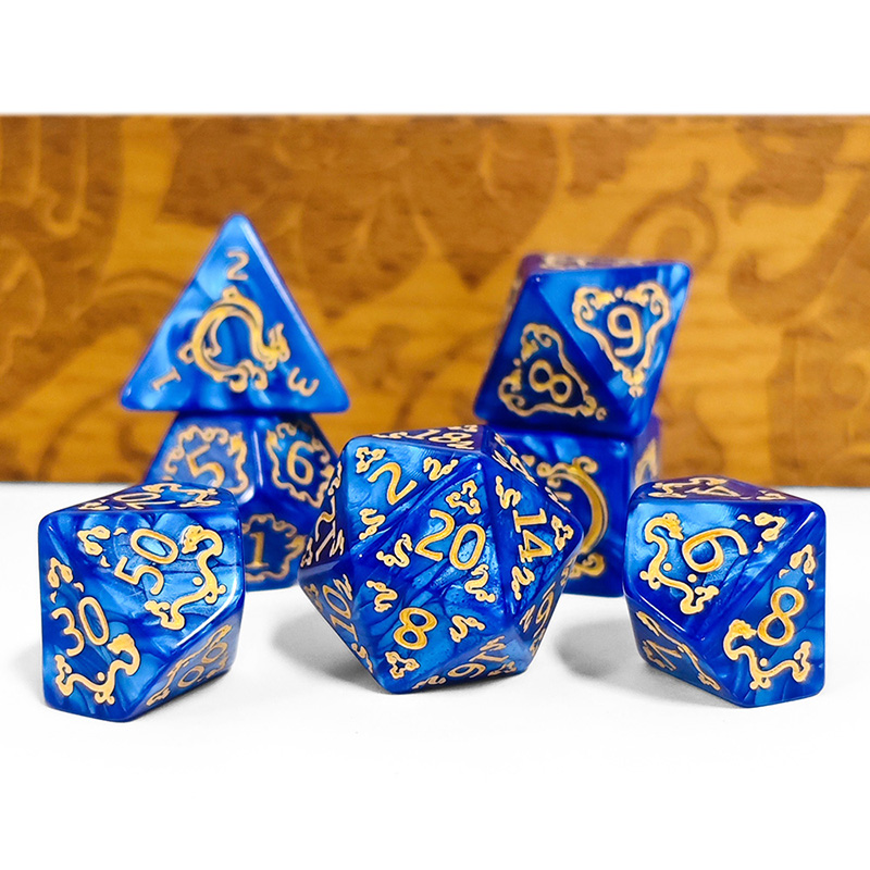 مجموعة من 7 قطع من مكعبات النر - مراجعة Board Game Dungeons And Dragons وسعره