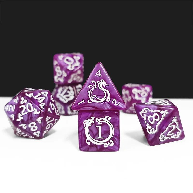 مجموعة من 7 قطع من مكعبات النر - مراجعة Board Game Dungeons And Dragons وسعره